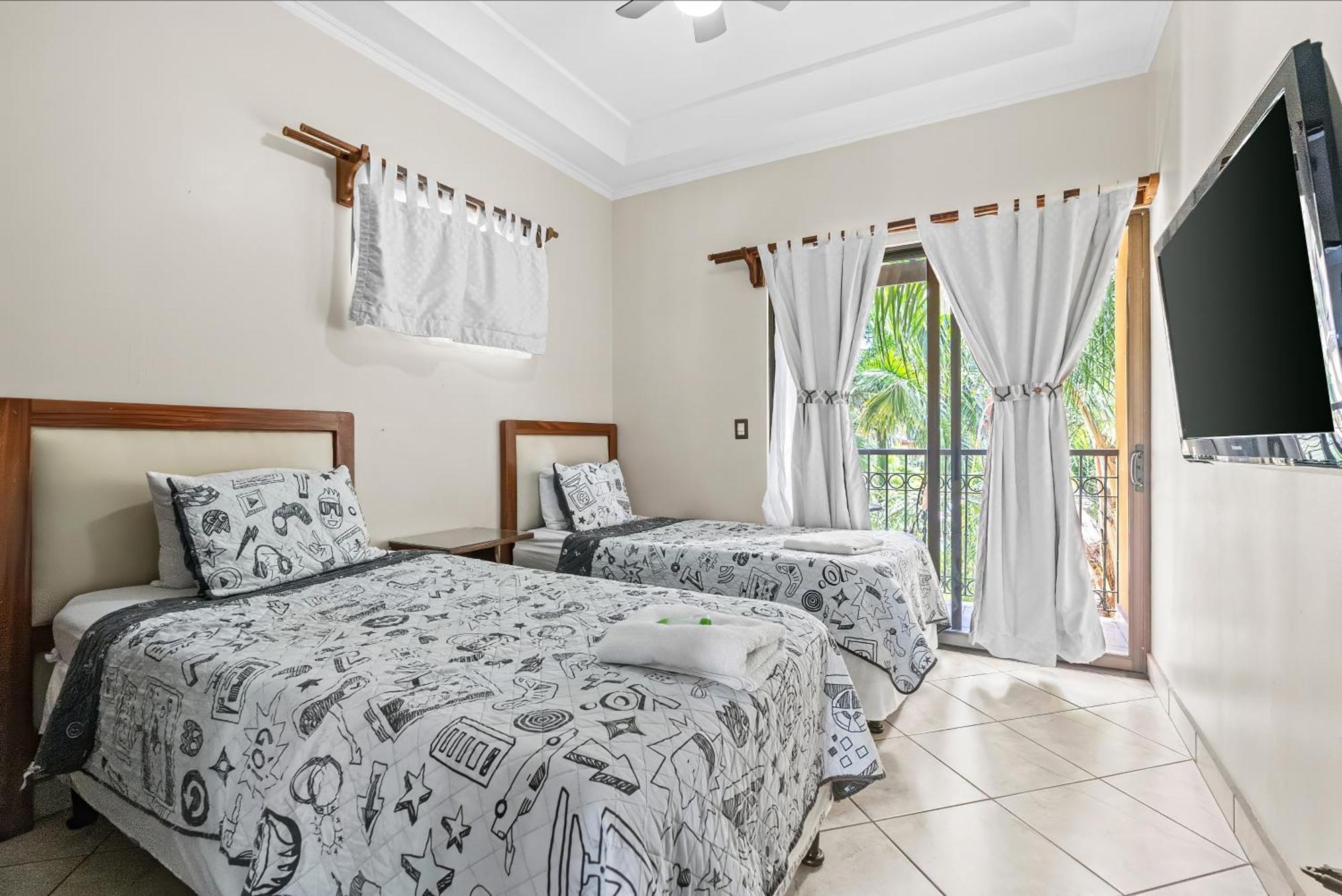 The Oaks Tamarindo Pool Front Condominiums Fast Wifi المظهر الخارجي الصورة
